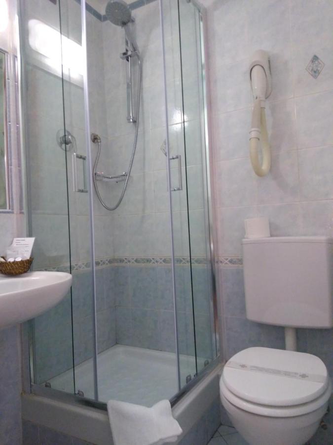 Hotel Twenty Nine Γένοβα Εξωτερικό φωτογραφία