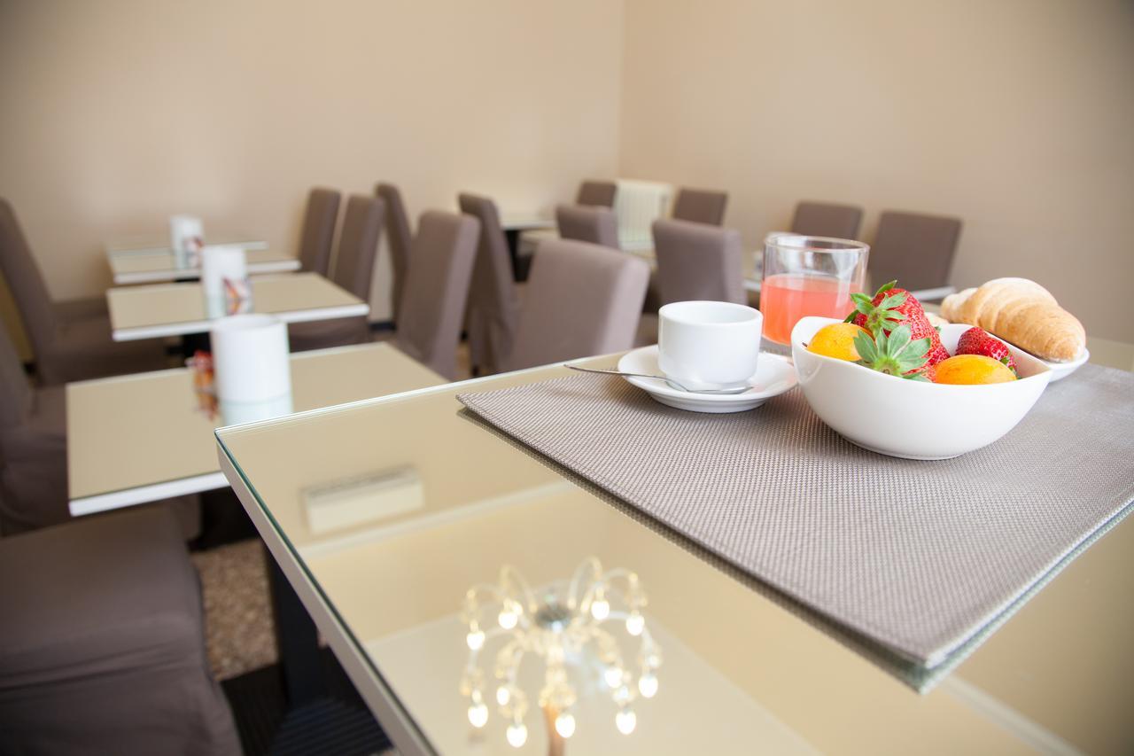Hotel Twenty Nine Γένοβα Εξωτερικό φωτογραφία