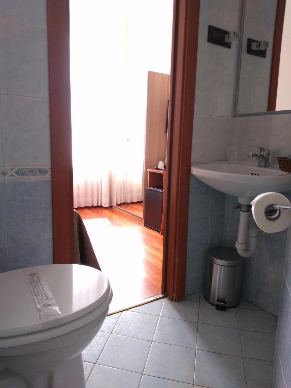 Hotel Twenty Nine Γένοβα Εξωτερικό φωτογραφία
